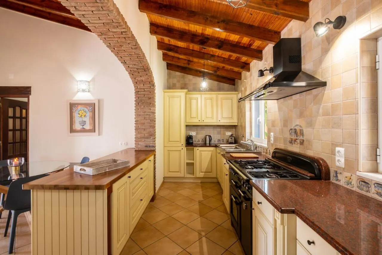 Casa Amada - Private Villa - Heated Pool - Free Wifi - Air Con 西尔韦斯